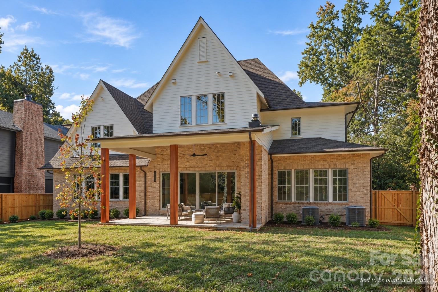 110 Hunter Lane, Charlotte, photo 2 of 8