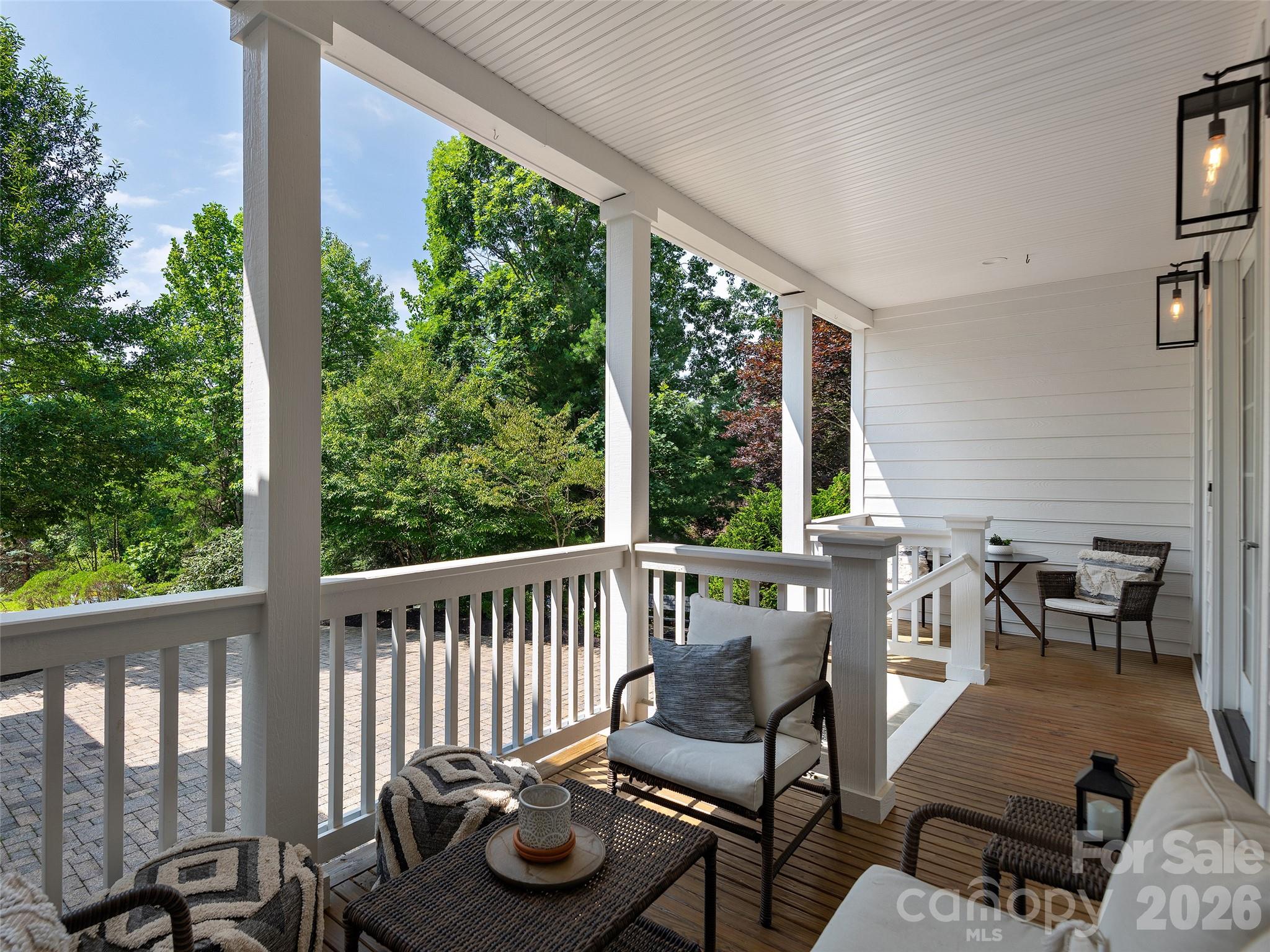 1910 Bearberry Lane, Asheville, photo 4 of 8