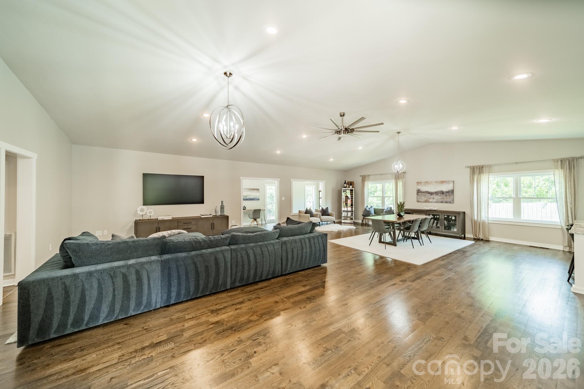 19533 Bustle Road, Cornelius, photo 5 of 8