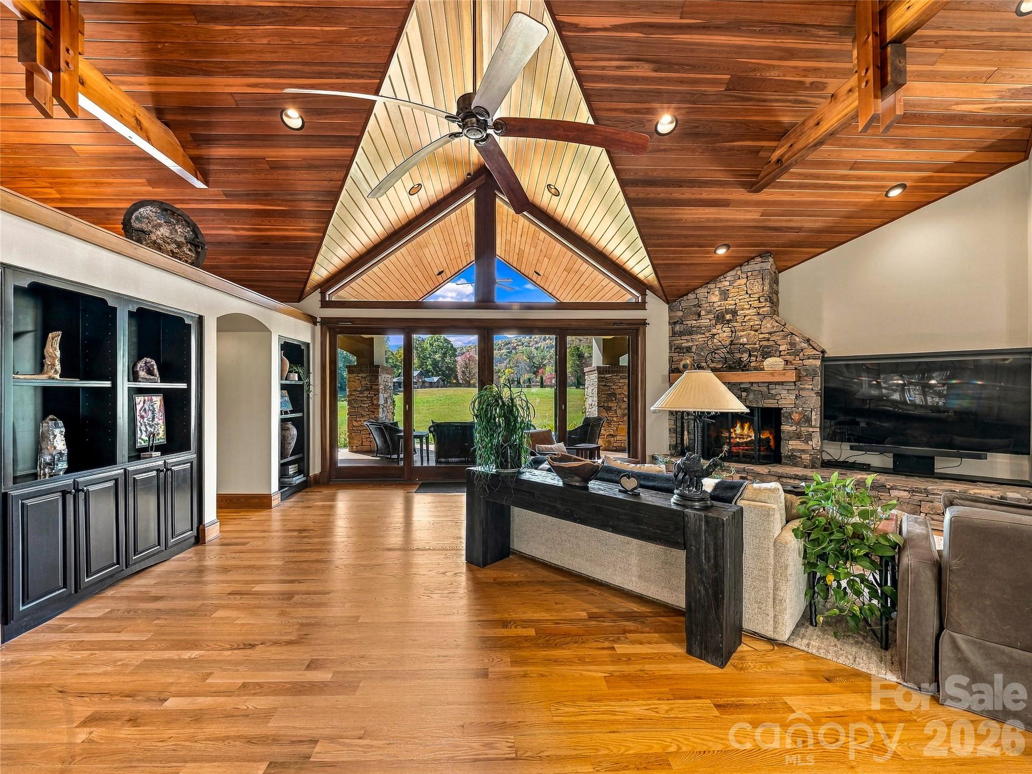 422 Heart Stone Way, Burnsville, photo 6 of 8