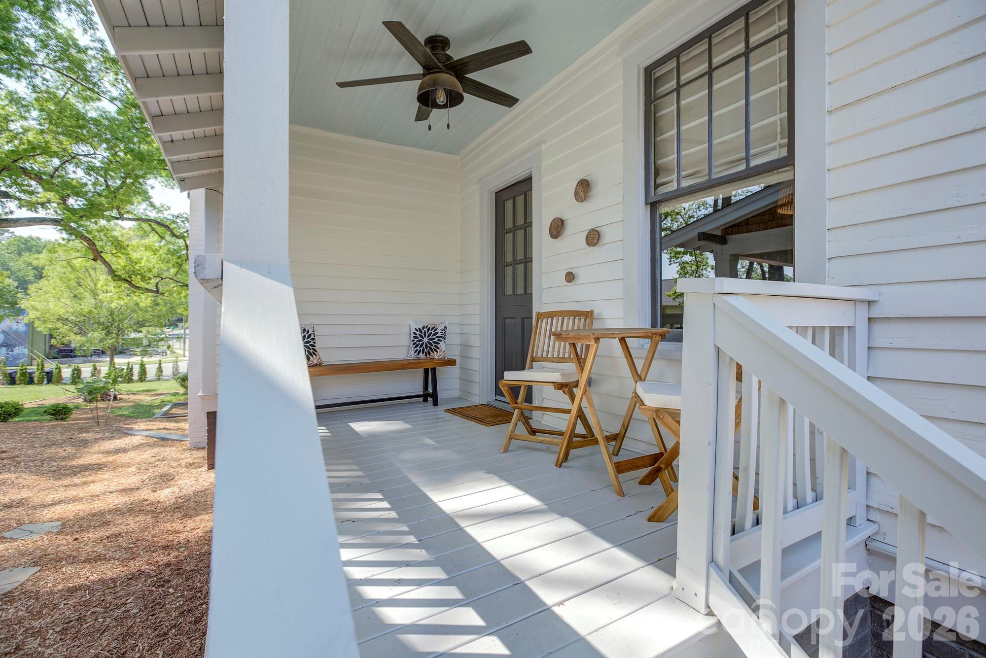 429 West Park Avenue, Charlotte, photo 4 of 8