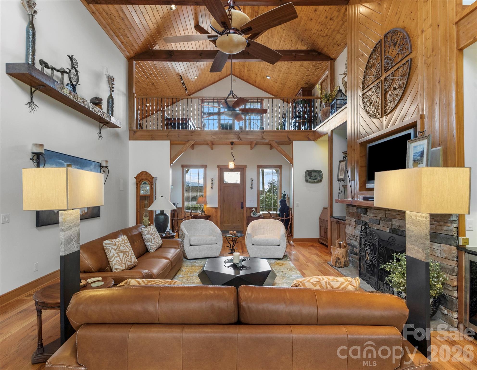 324 Austin Mountain Drive, Burnsville, photo 2 of 8