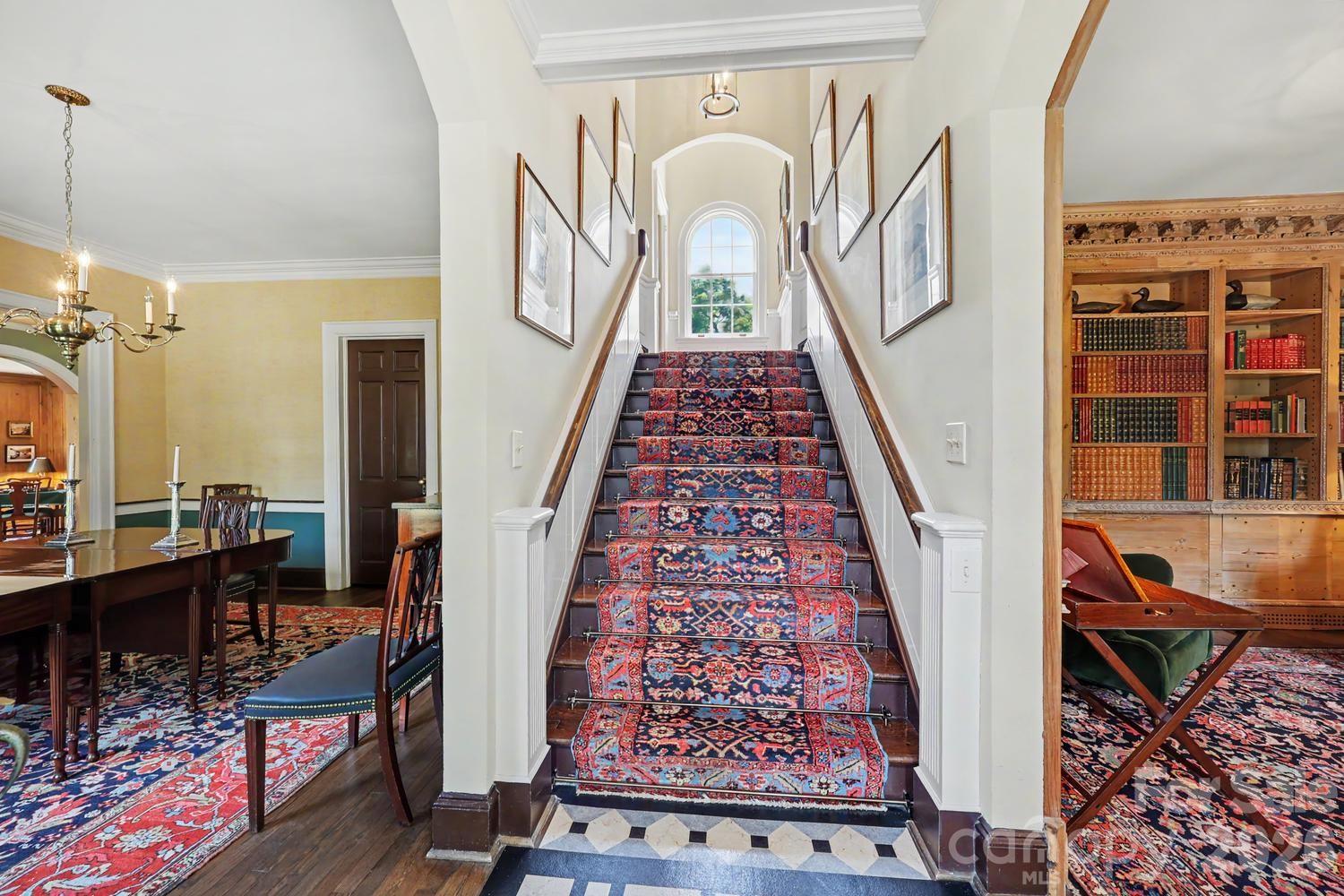 1401 Queens Road W, Charlotte, photo 4 of 8