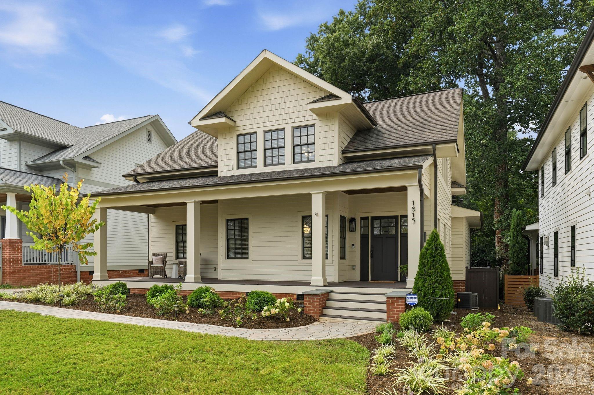 1815 Dearmon Drive, Charlotte, photo 1 of 8