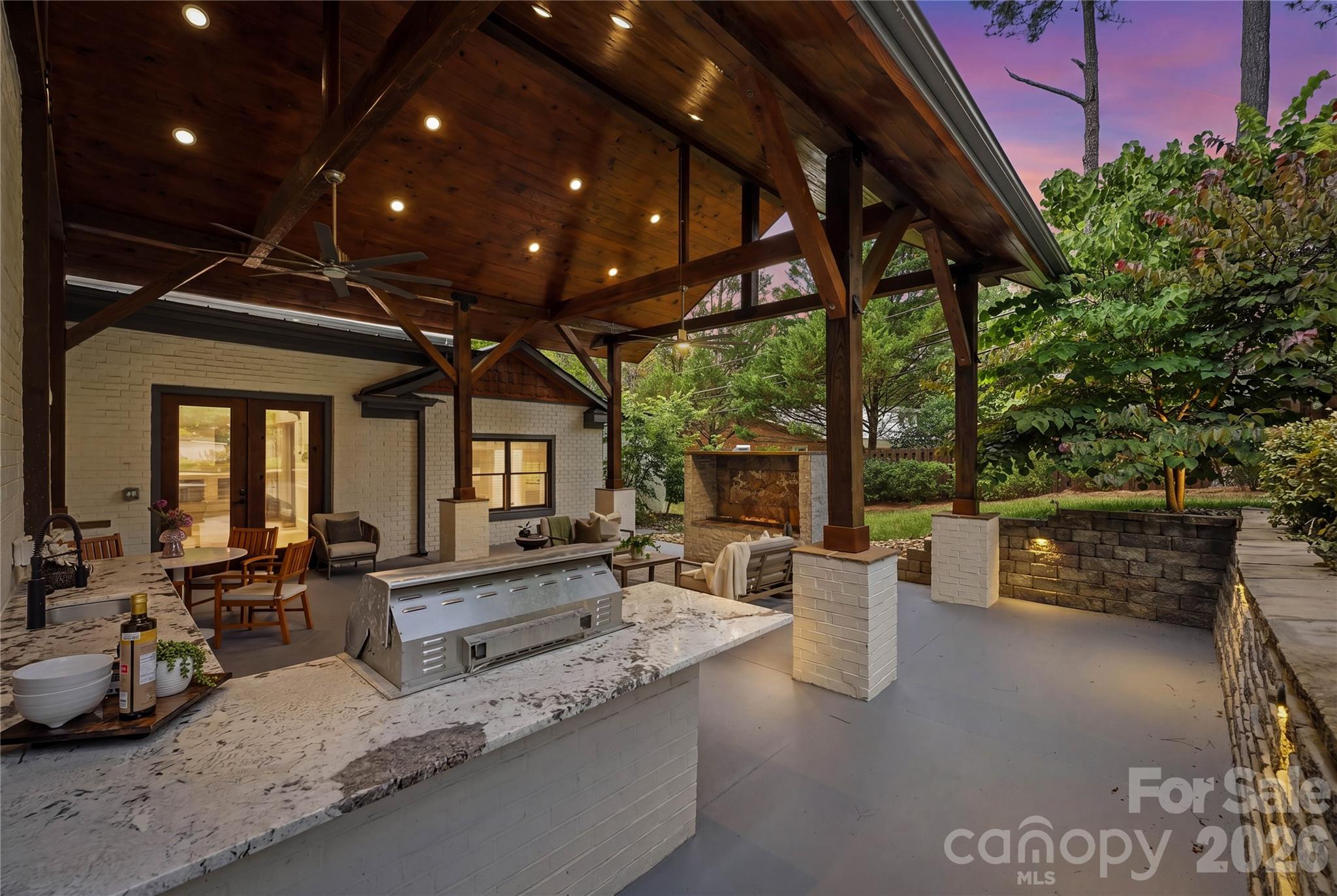 2919 Colony Road, Charlotte, photo 6 of 8