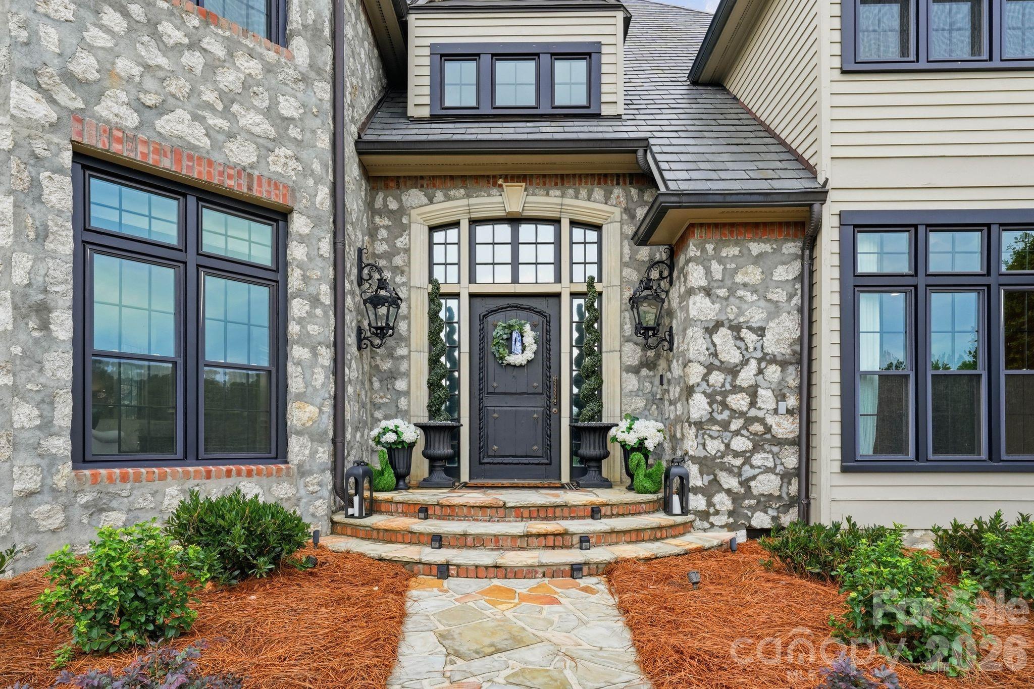 525 Lake Lynn Road, Concord, photo 6 of 8