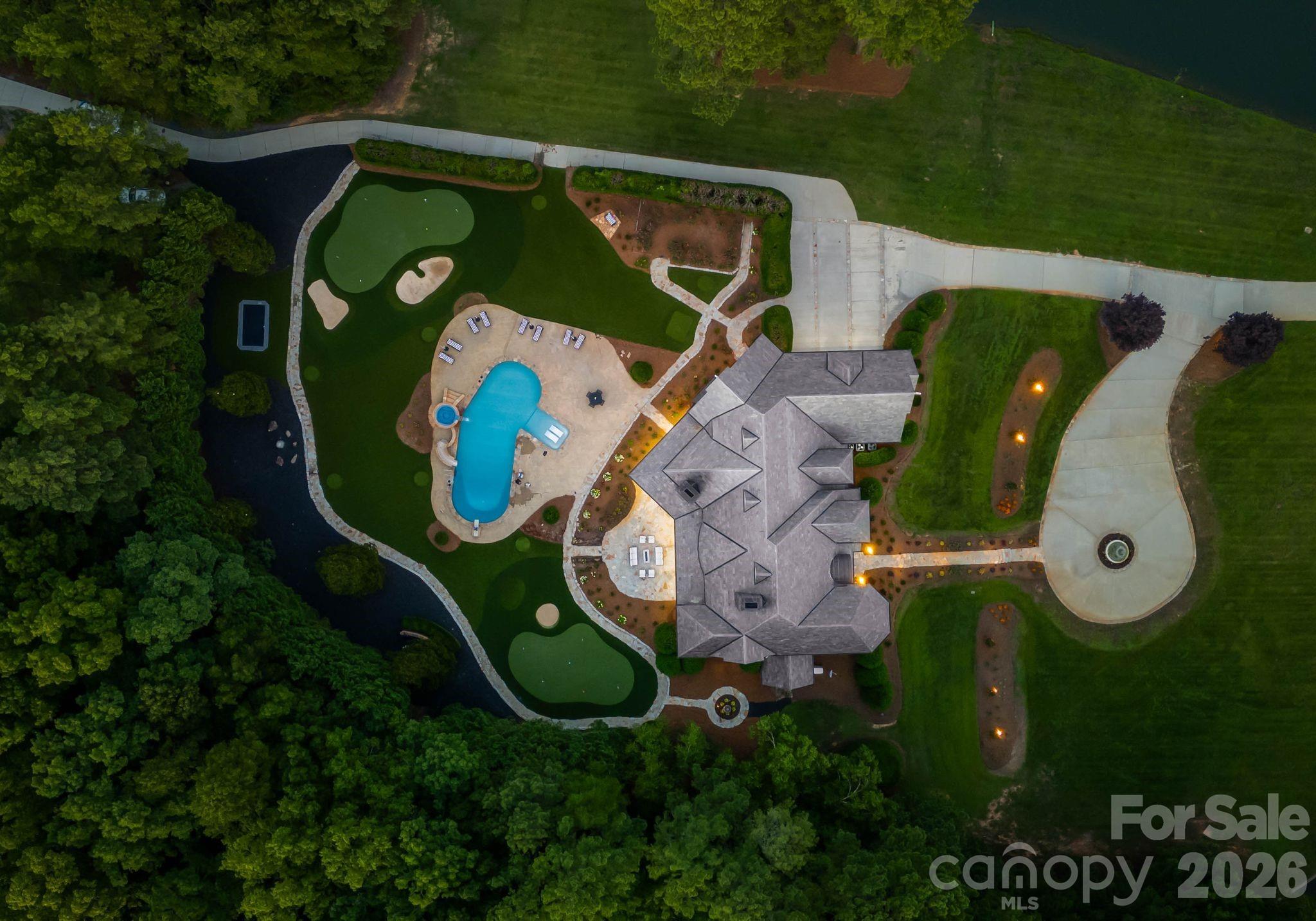 525 Lake Lynn Road, Concord, photo 4 of 8