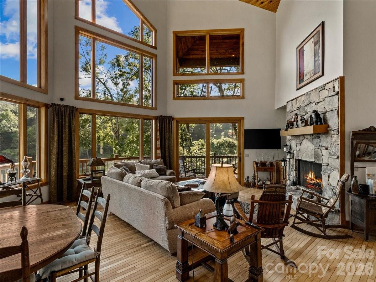 30 Apple Brandy Way, Burnsville, photo 6 of 8