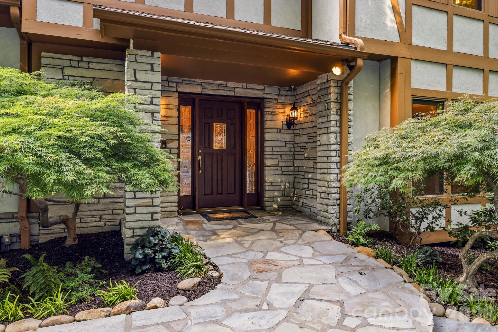 151 Garner Drive, Lake Lure, photo 7 of 8
