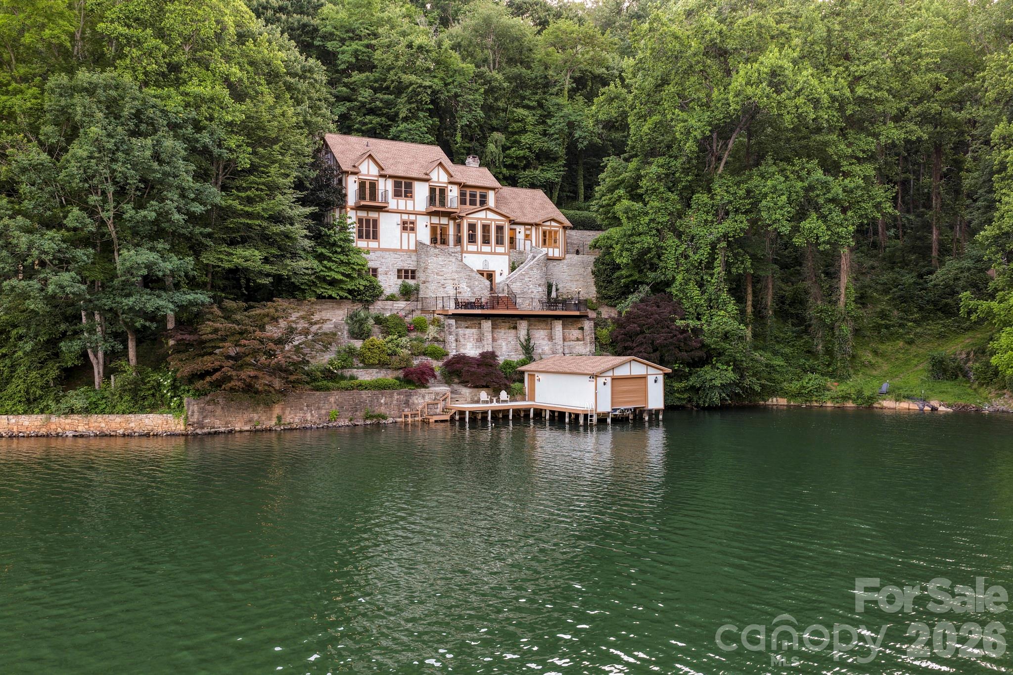 151 Garner Drive, Lake Lure, photo 2 of 8