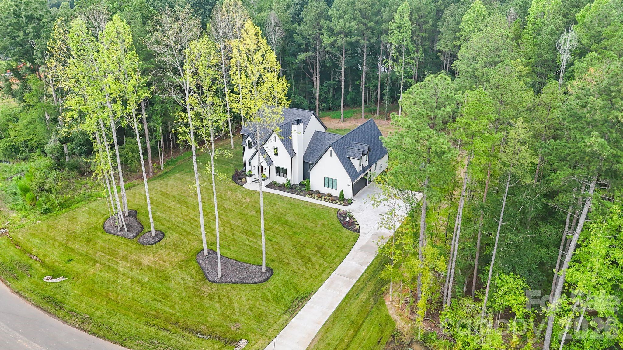 6528 Great Blue Path, Clover, photo 3 of 8