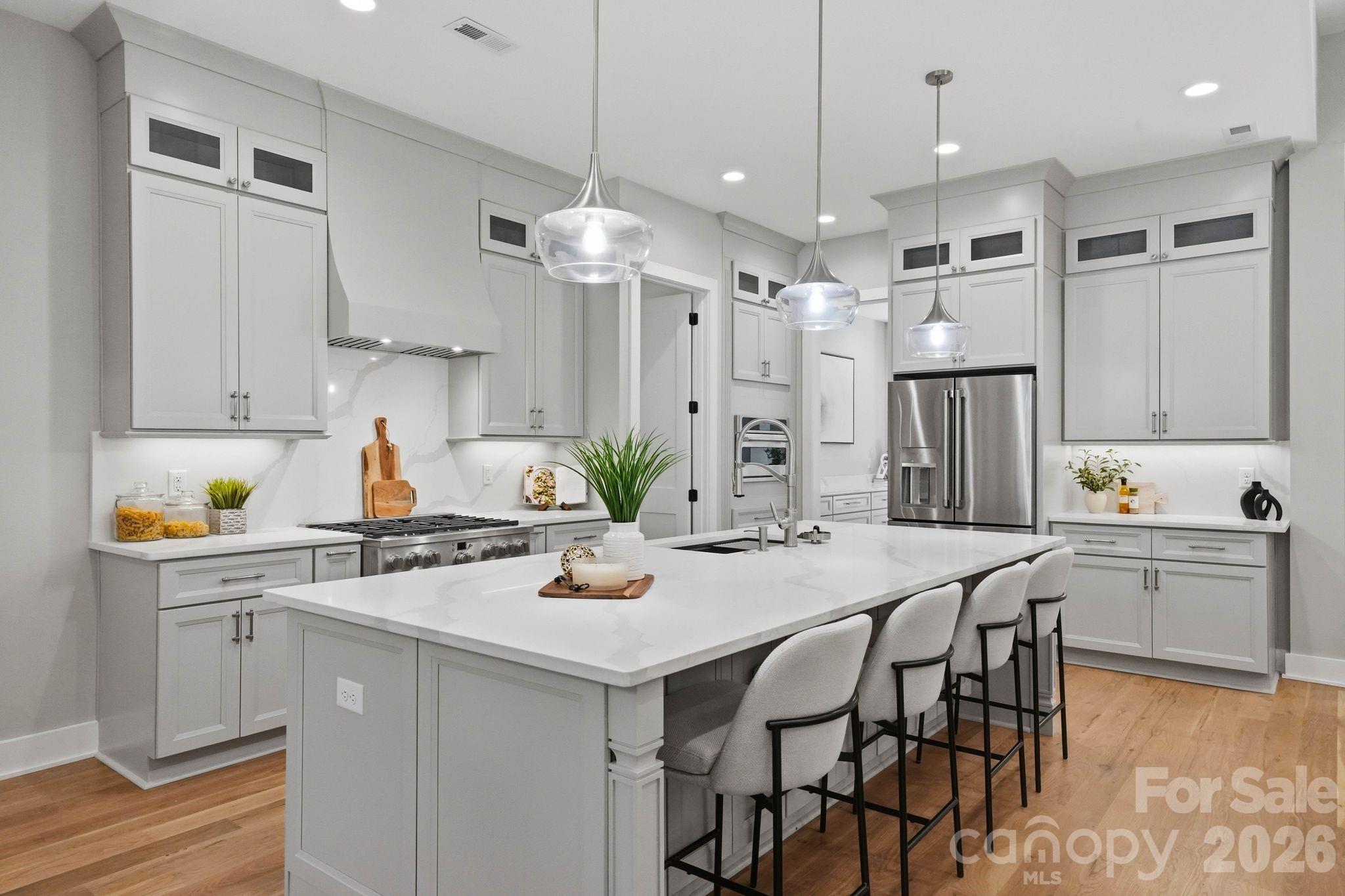 4028 Spindrift Cove Drive, Denver, photo 3 of 8