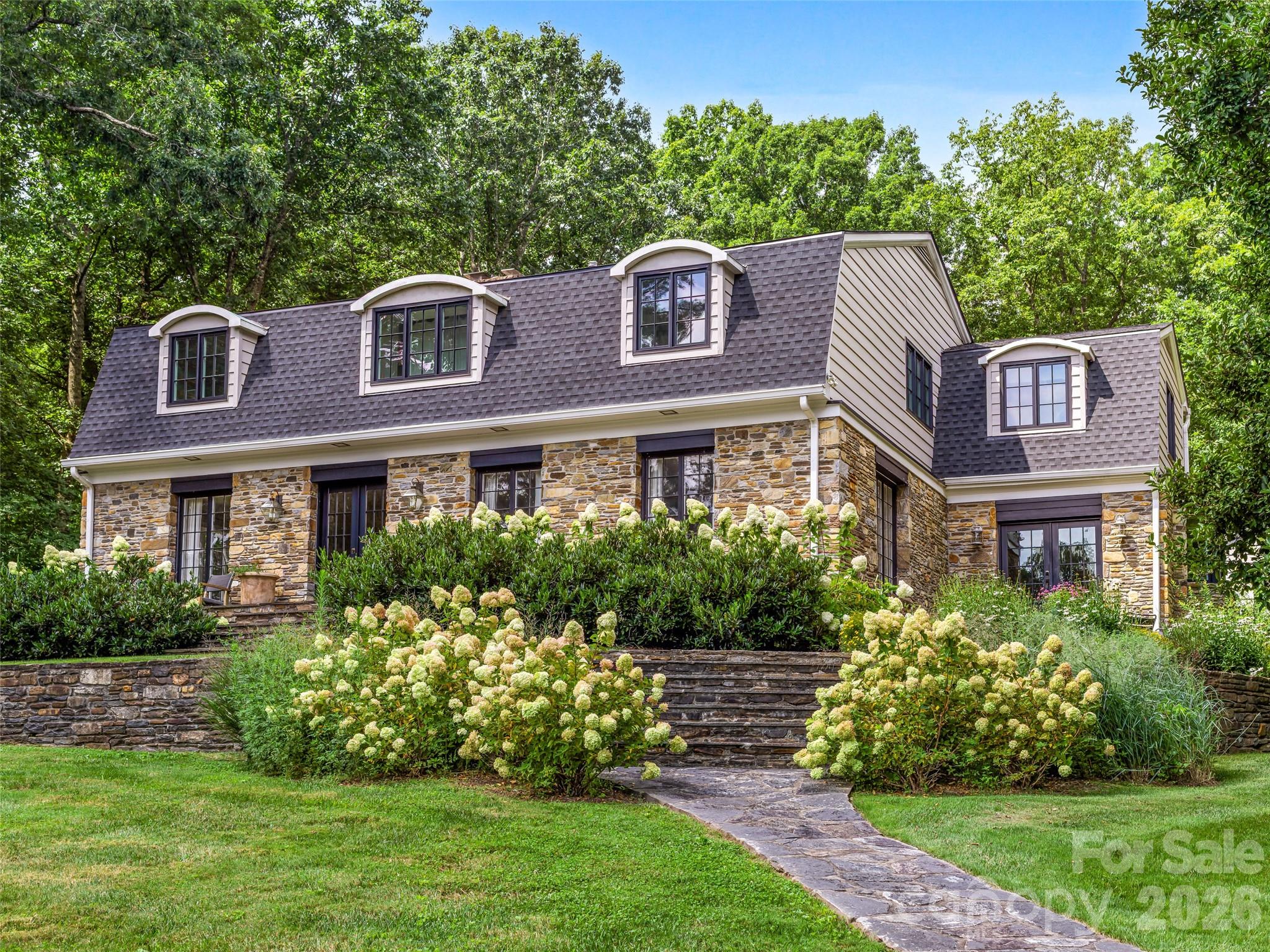 10 Kalimar Heights, Hendersonville, photo 1 of 8