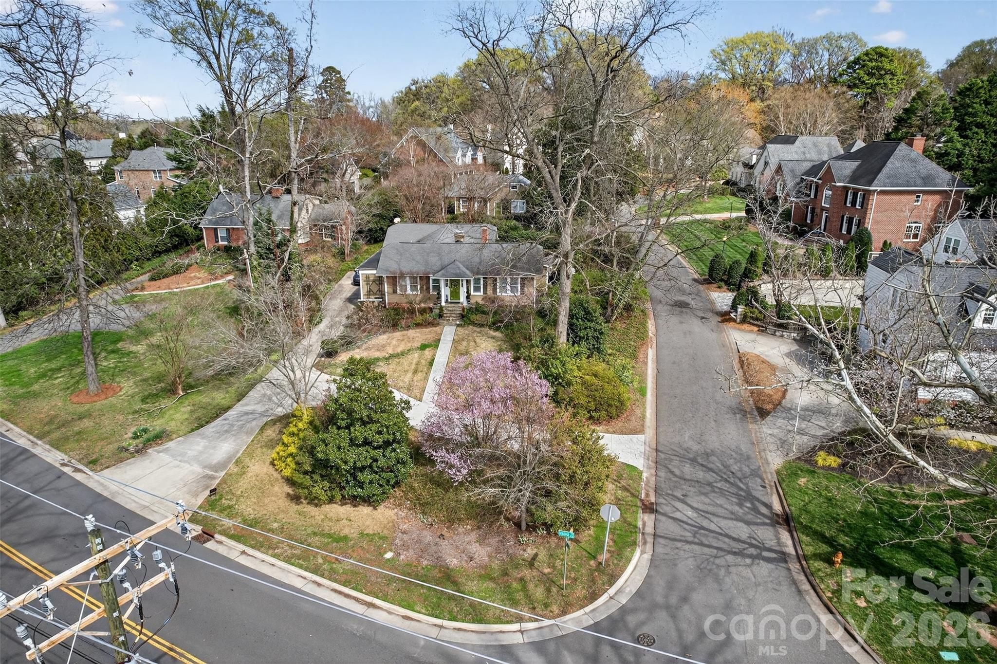 2527 Sharon Road, Charlotte, photo 1 of 8