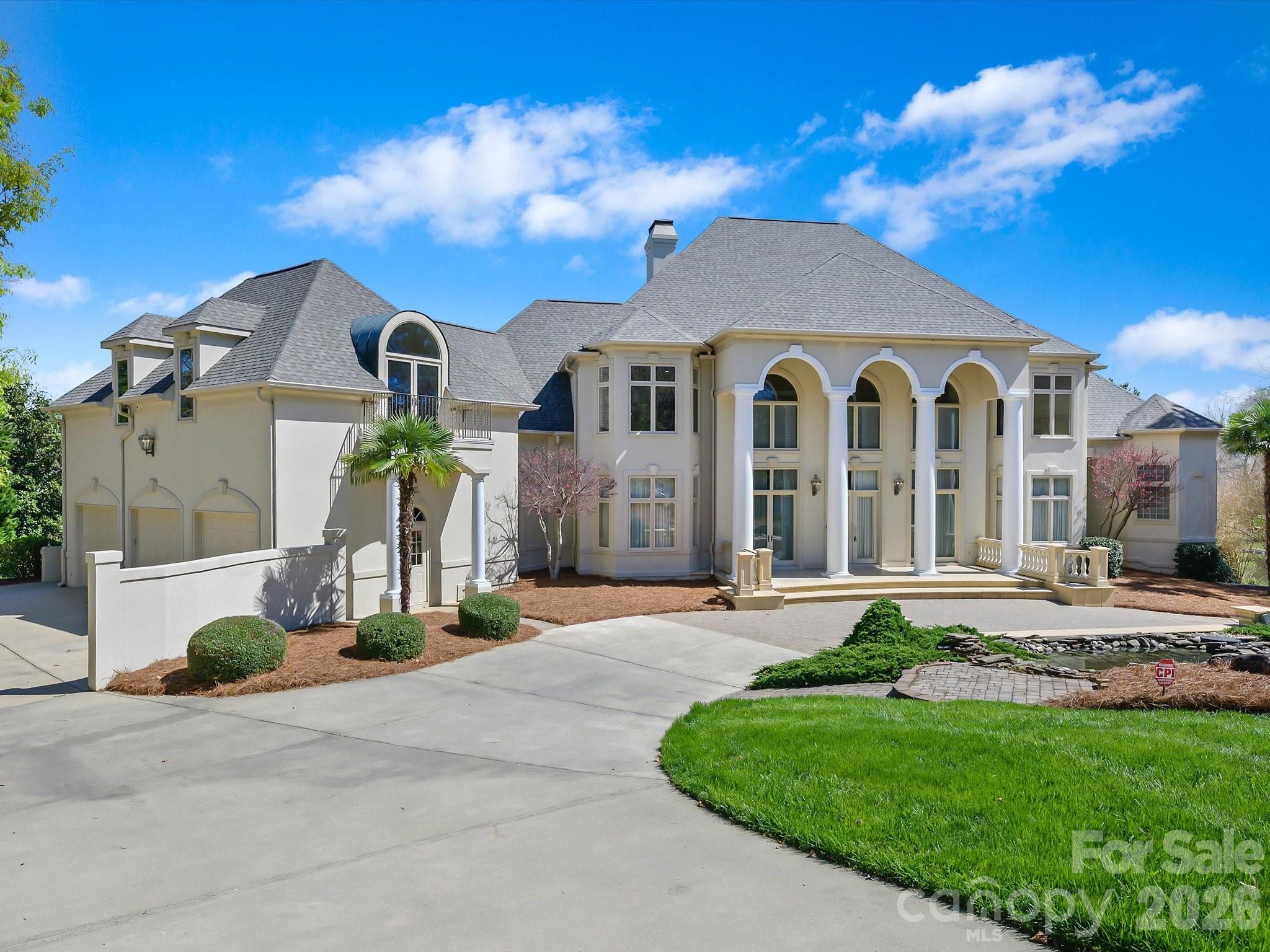 6905 Shinnecock Hill Lane, Charlotte, photo 4 of 8
