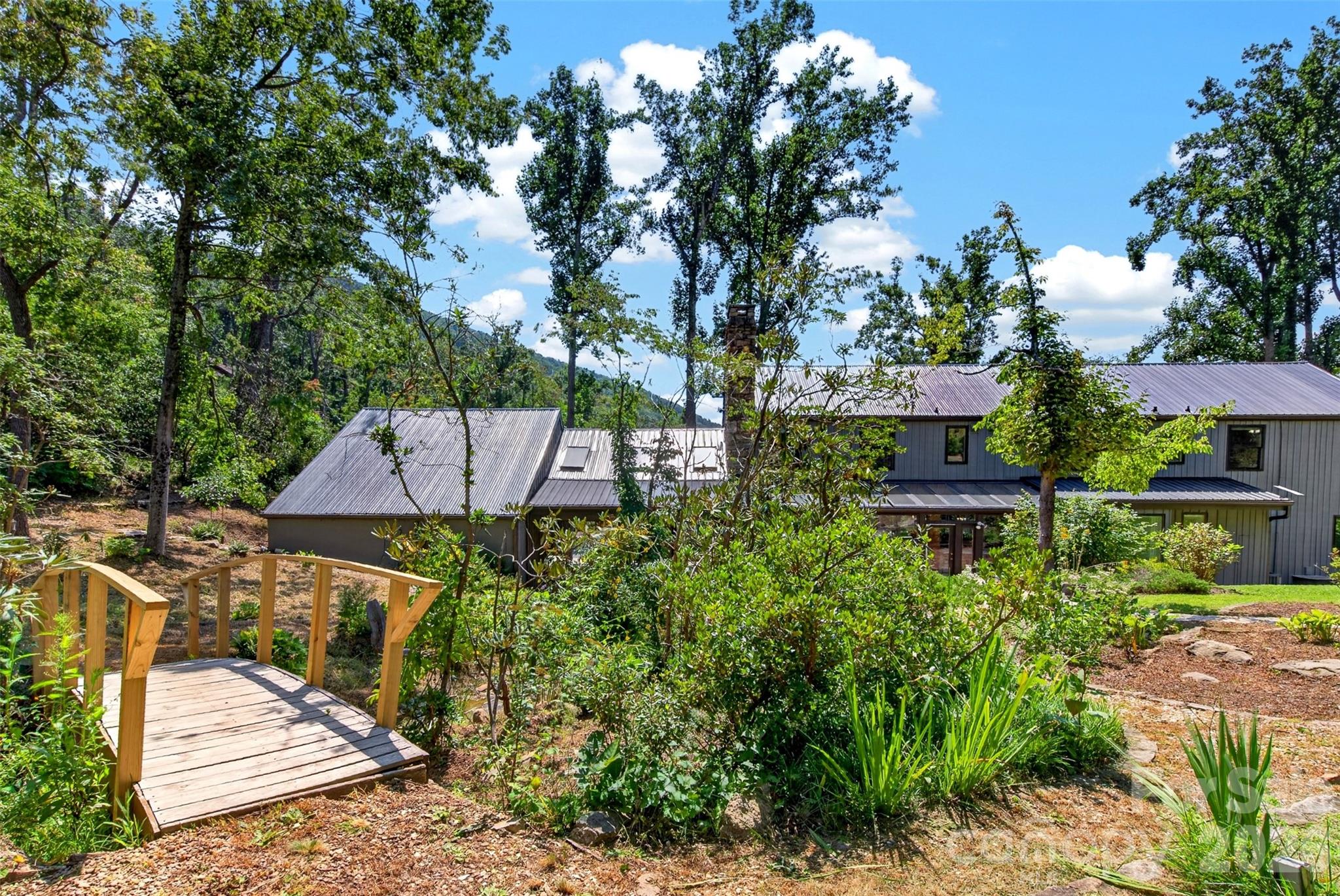 299 Webb Cove Road, Asheville, photo 5 of 8