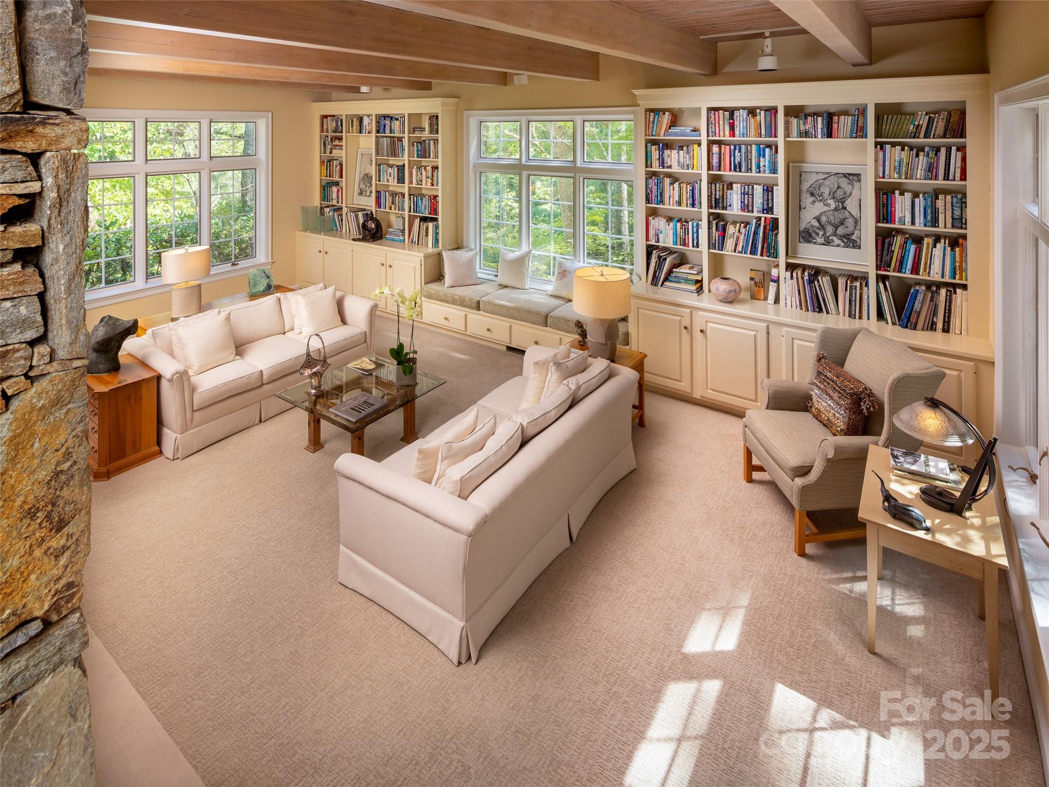 52 Robinhood Road, Asheville, photo 6 of 8