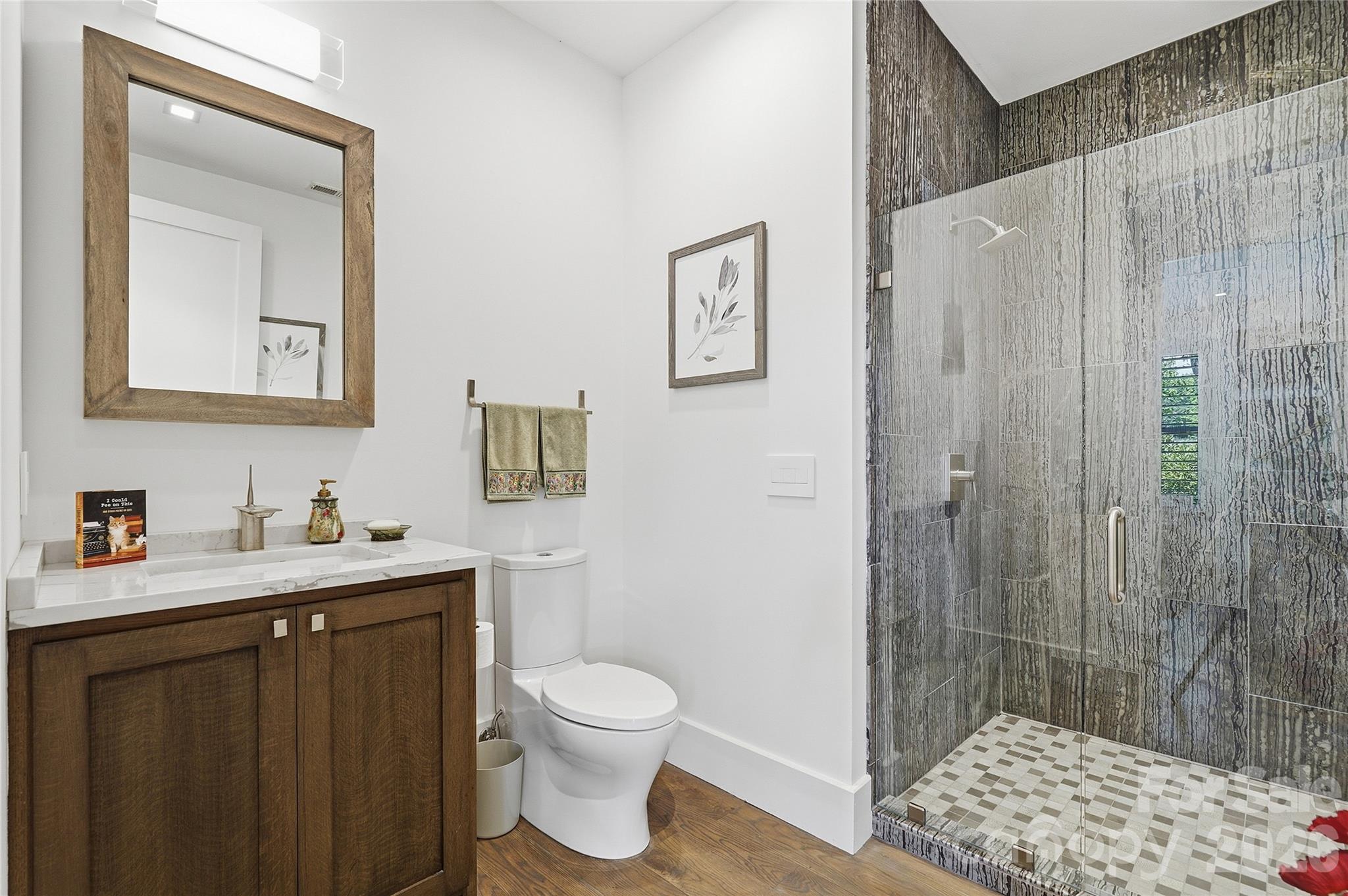 984 Mapleton Lane, Columbus, photo 8 of 8
