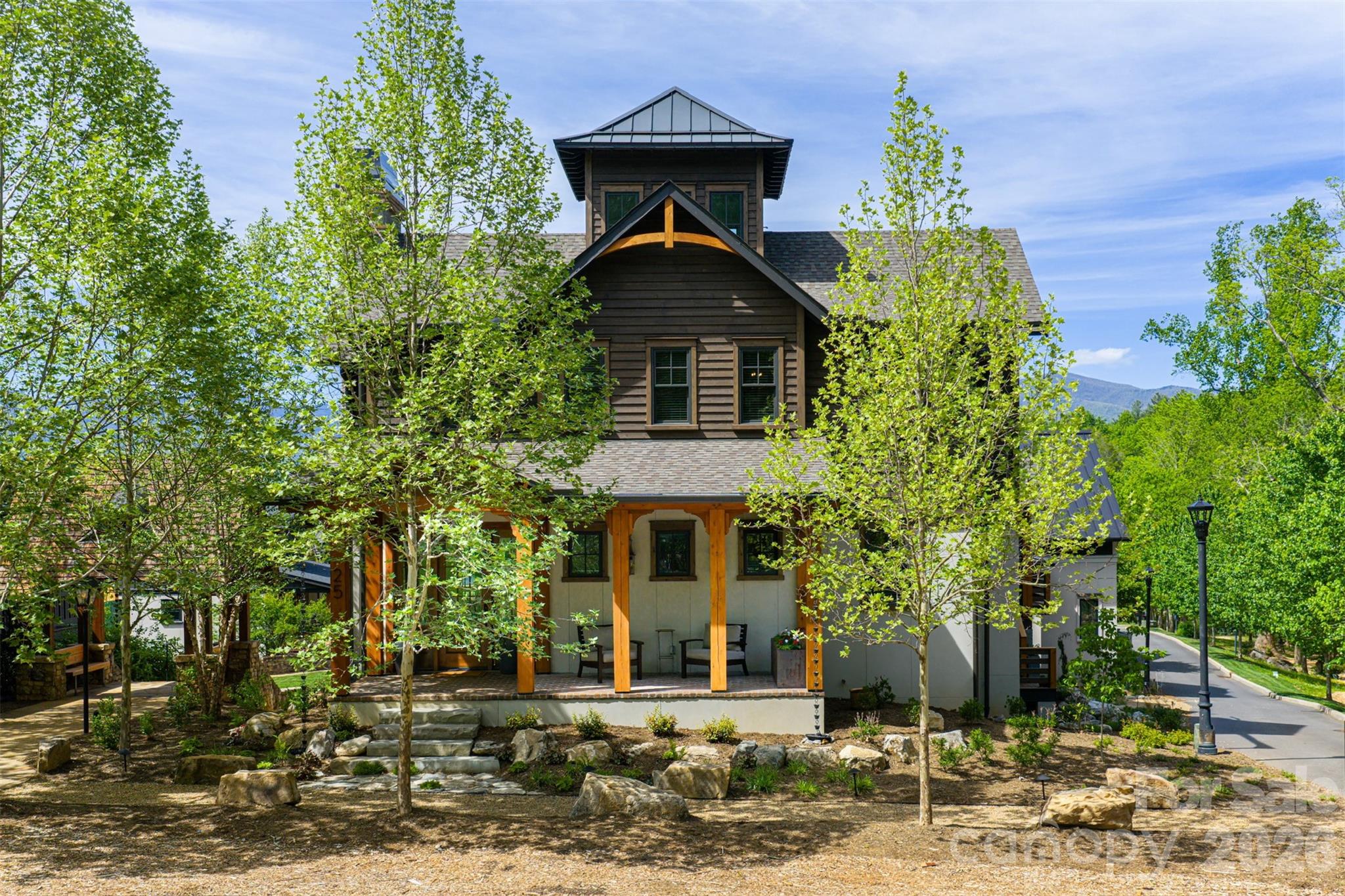 25 Rantis Lane, Black Mountain, photo 1 of 8
