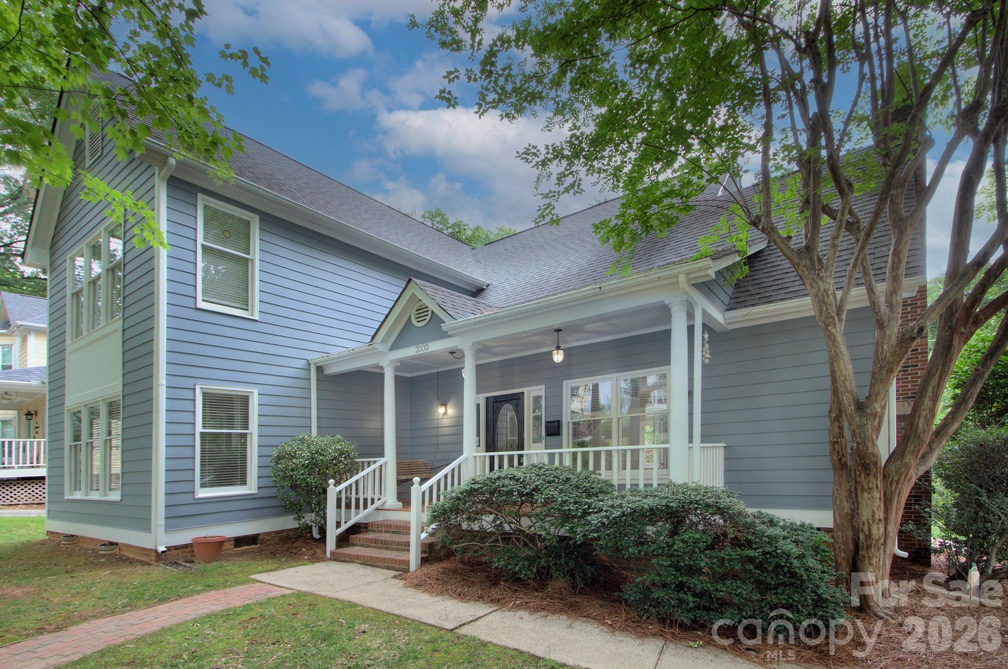 2000 Victorian Place, Charlotte, photo 1 of 8