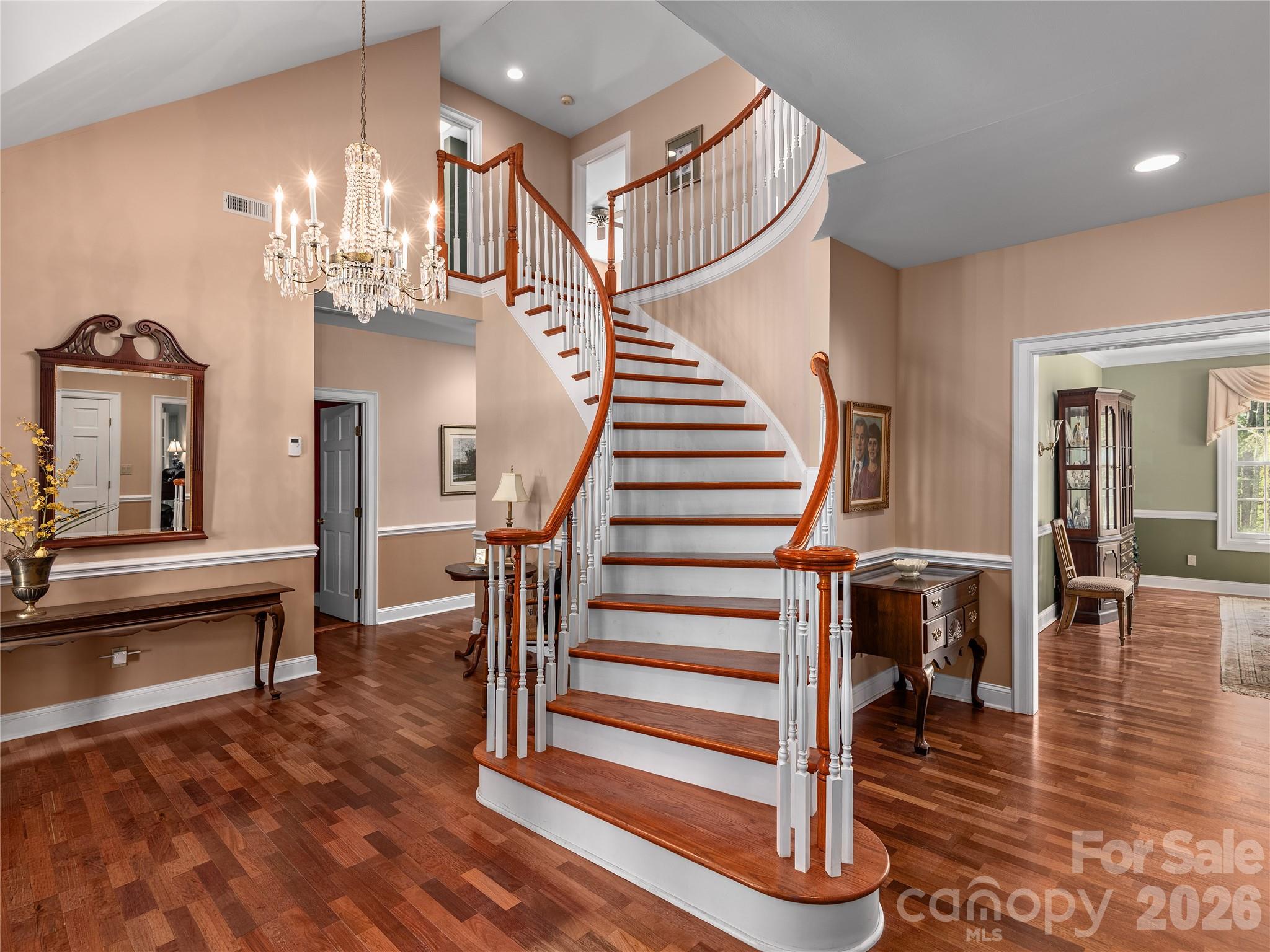 842 Rickel Drive, Hendersonville, photo 3 of 8