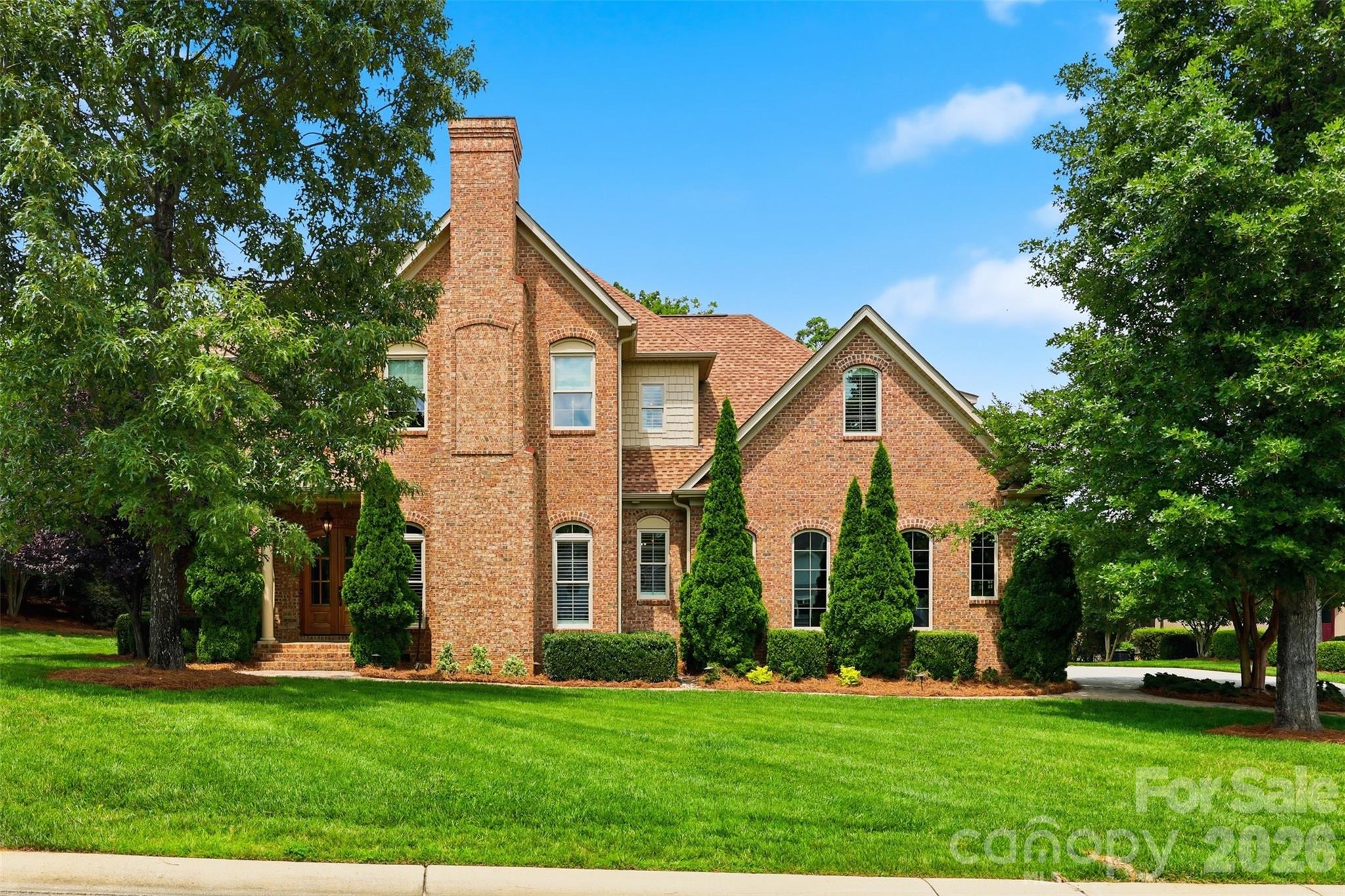 3531 Aqua Point Drive, York, photo 1 of 8