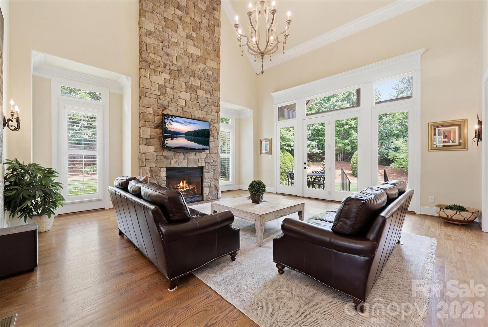 3531 Aqua Point Drive, York, photo 4 of 8