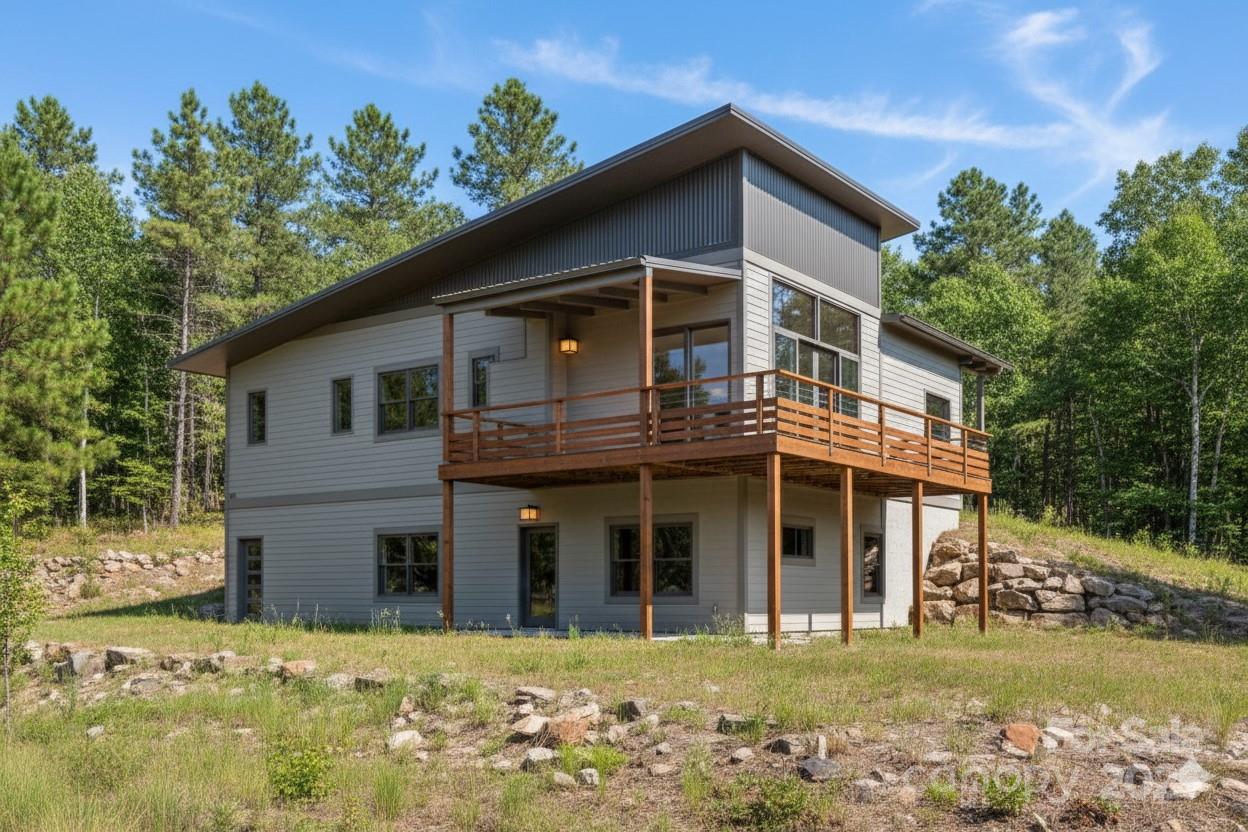 92 Senator Reynolds Road, Asheville, photo 2 of 8