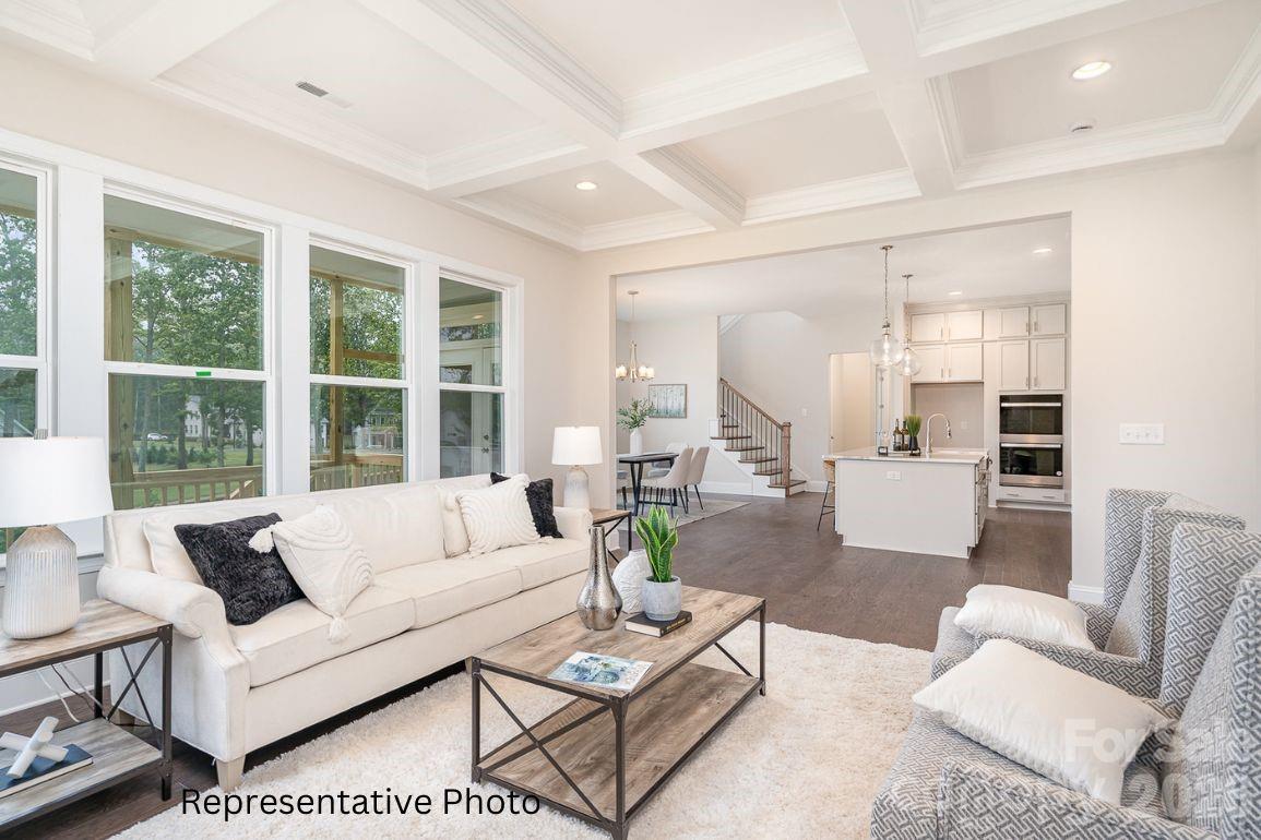 20396 Queens Street, Cornelius, photo 5 of 8