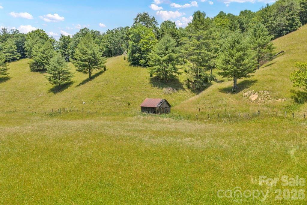 150 Fred Price Road, Mountain City, photo 7 of 8