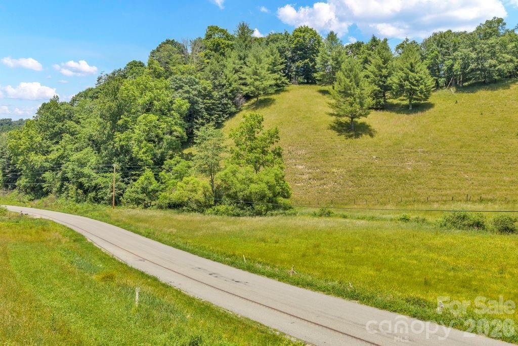 150 Fred Price Road, Mountain City, photo 4 of 8