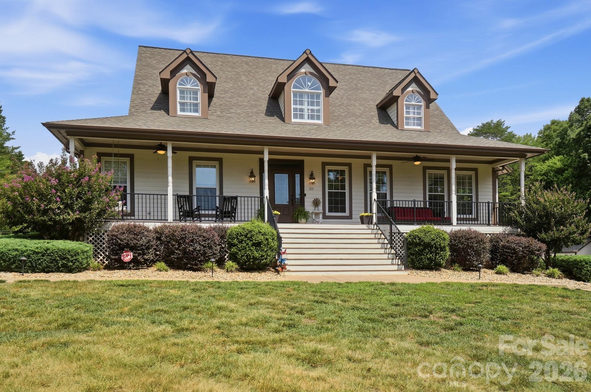 211 Winthrow Creek Road, Mooresville, photo 6 of 8