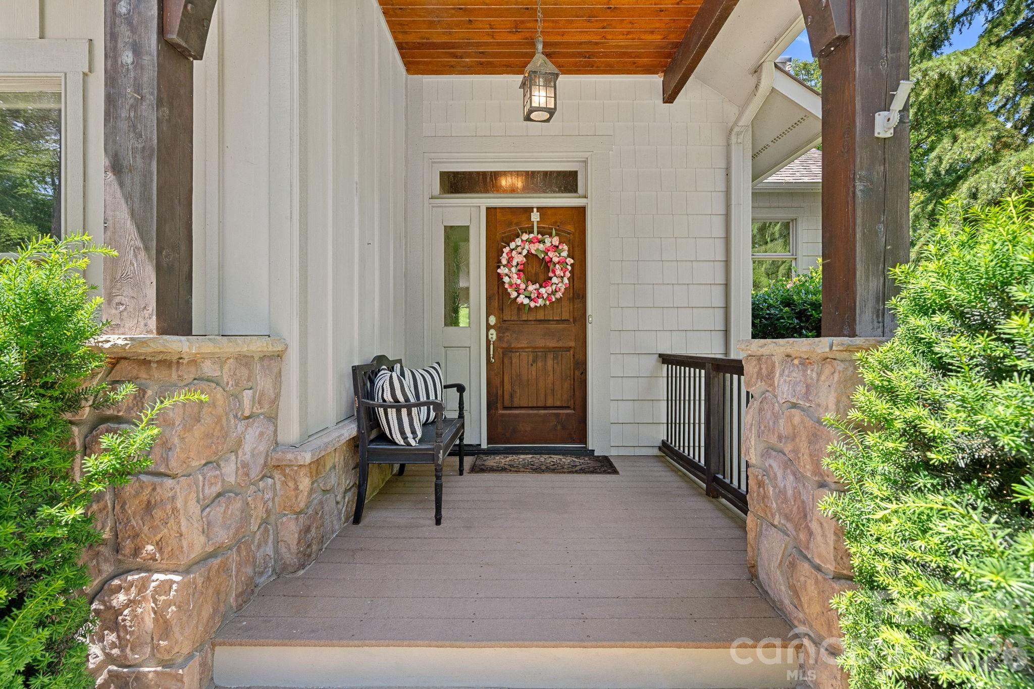236 Tuskarora Trail, Mooresville, photo 5 of 8