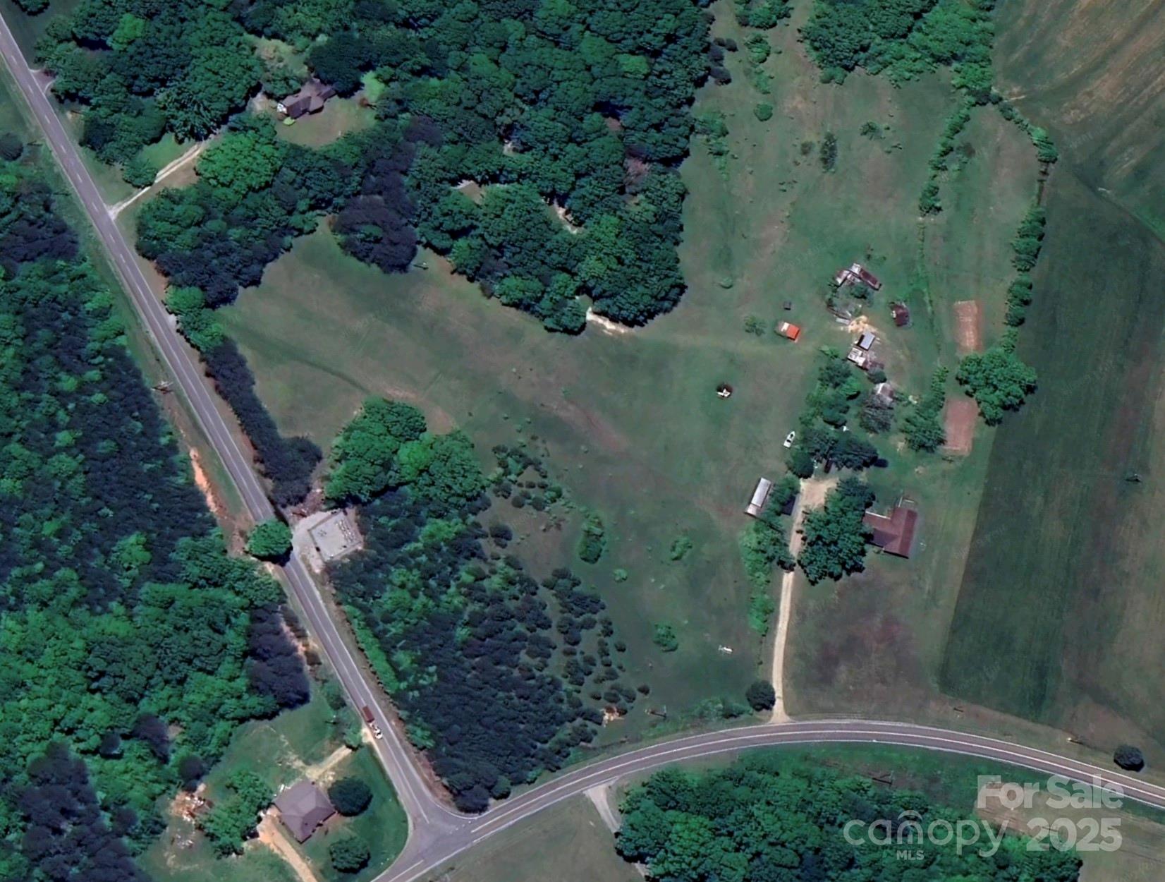 7331 Sherrills Ford Road, Sherrills Ford, photo 3 of 8
