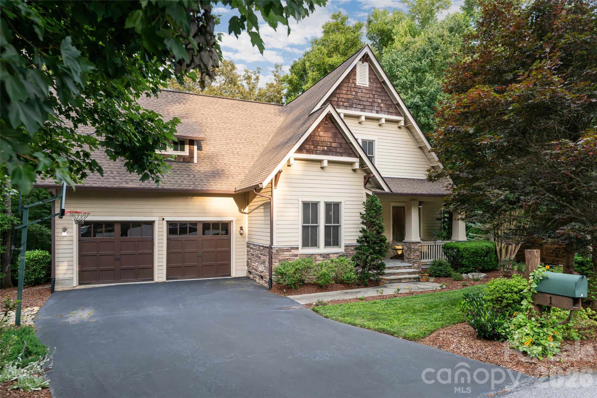 1 East Owl Creek Lane, Fairview, photo 2 of 8