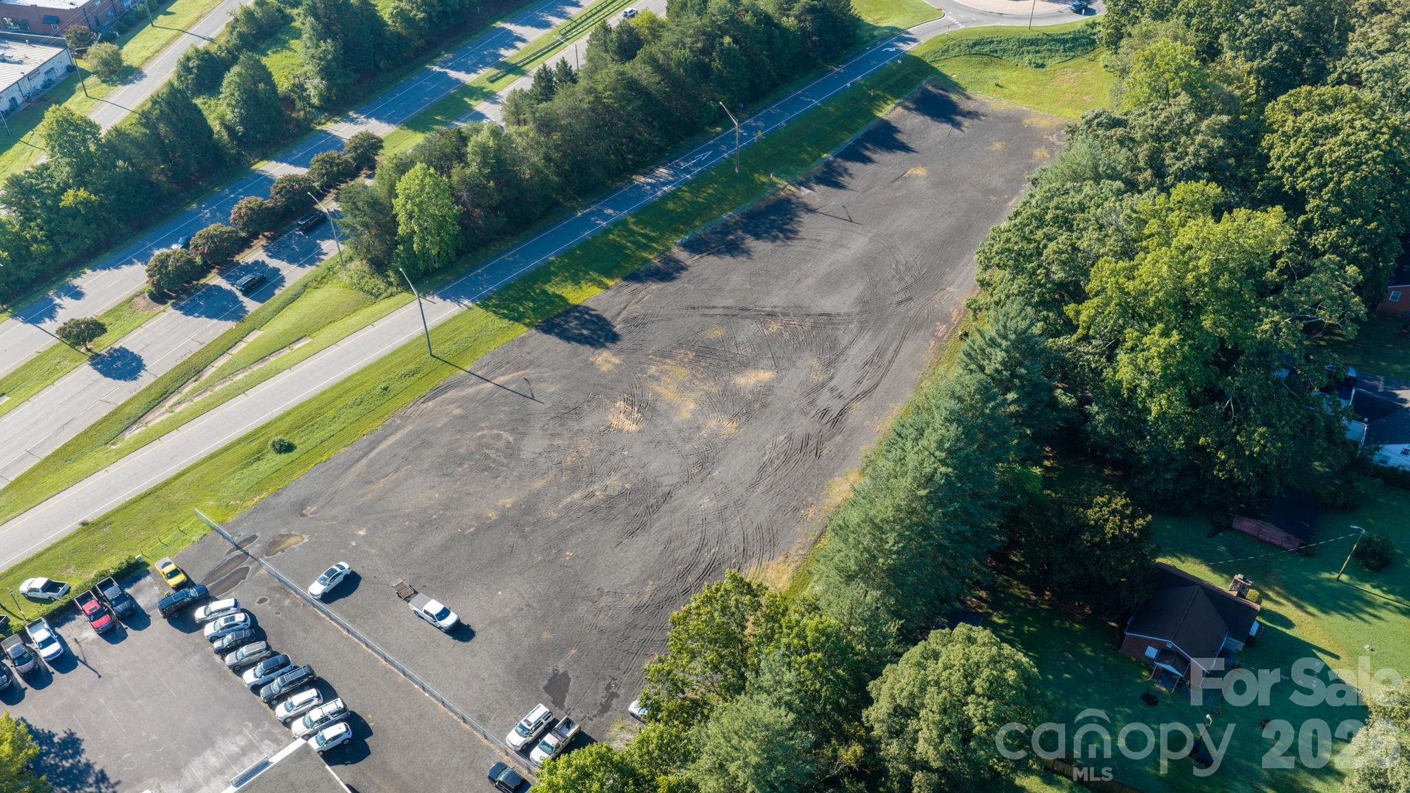 3196 Peters Creek Parkway, Winston Salem, photo 7 of 8