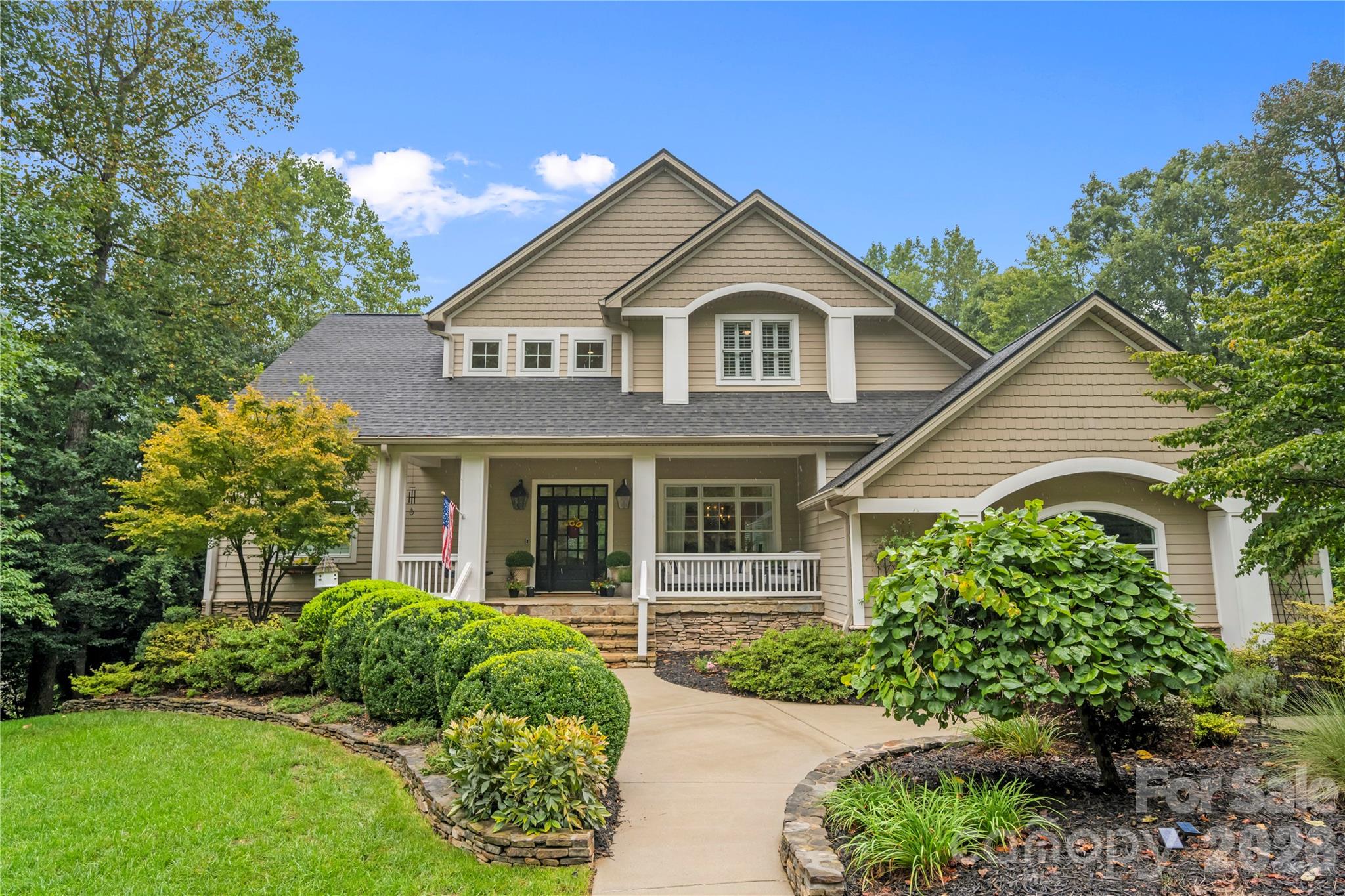 1637 Olmsted Drive, Asheville, photo 3 of 8