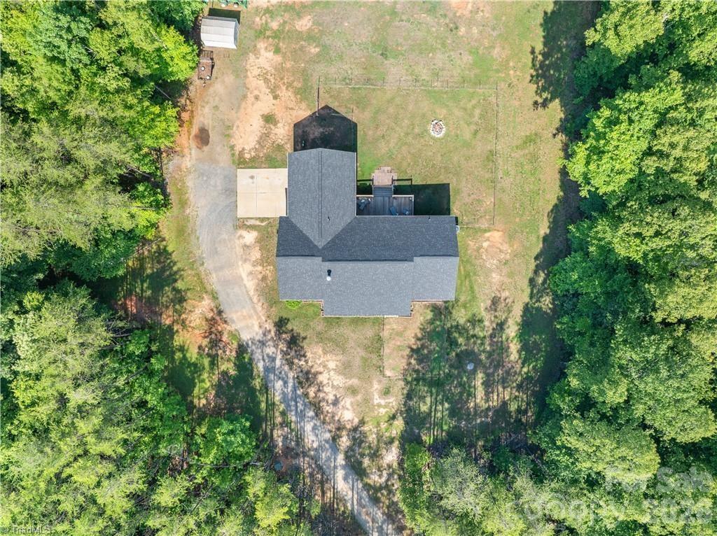 274 Echo Hollar Road, Westfield, photo 7 of 8