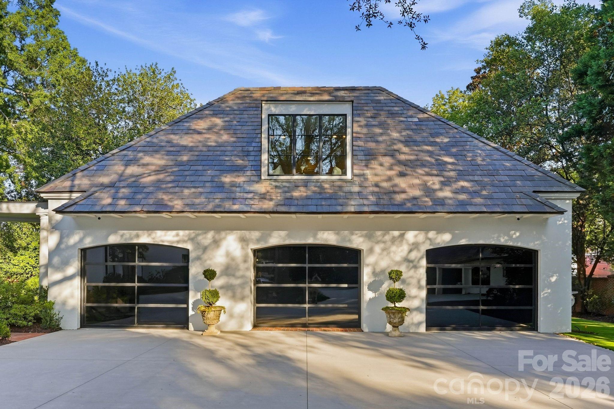 600 Hermitage Road, Charlotte, photo 6 of 8