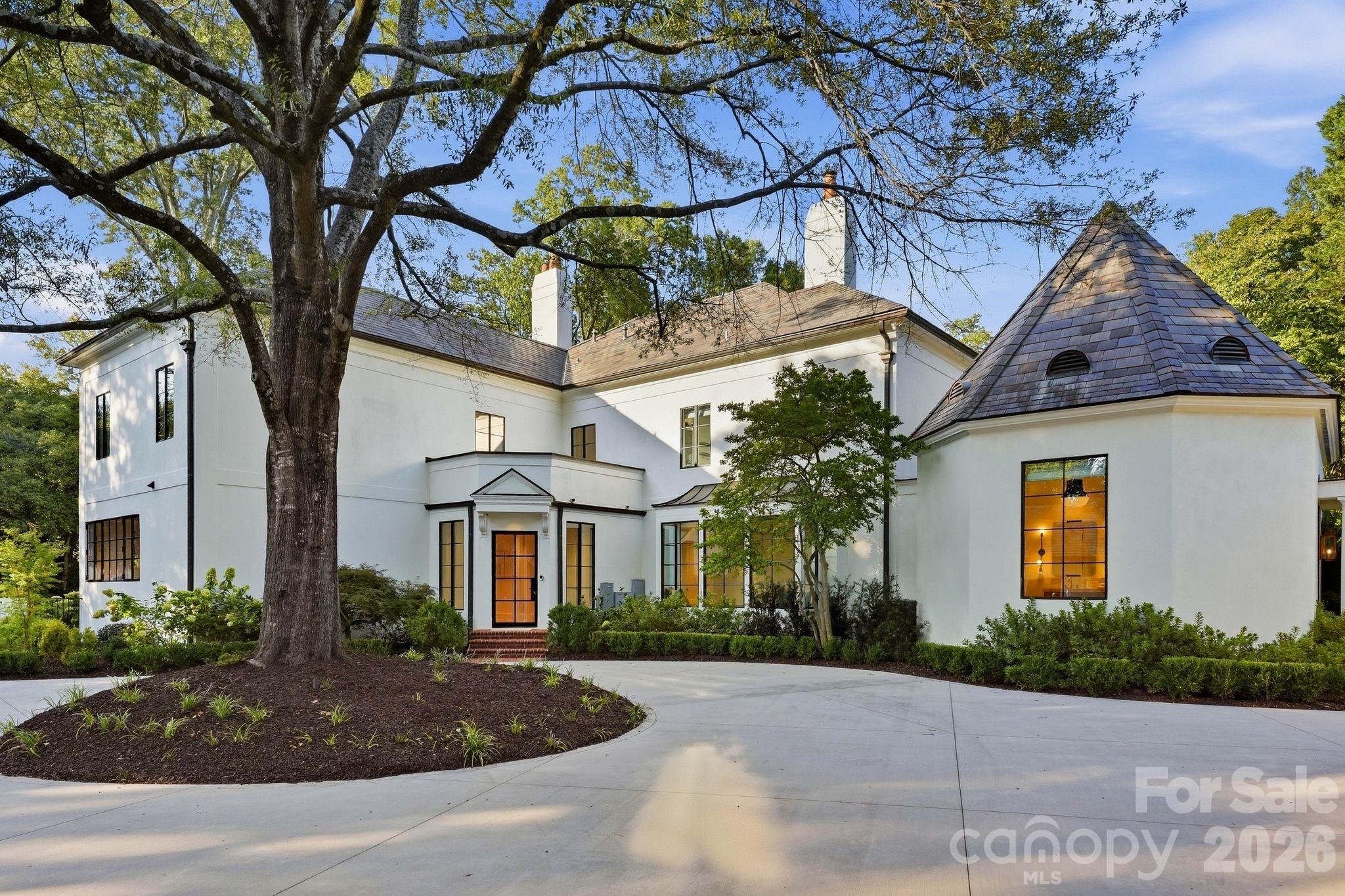 600 Hermitage Road, Charlotte, photo 3 of 8