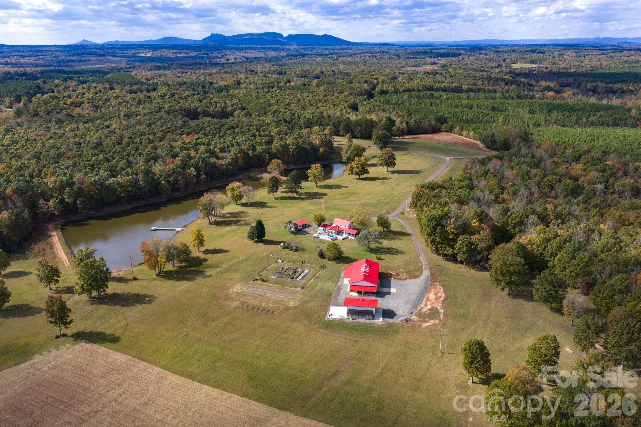 1260 Beaver Island Trail Road, Walnut Cove, photo 3 of 8