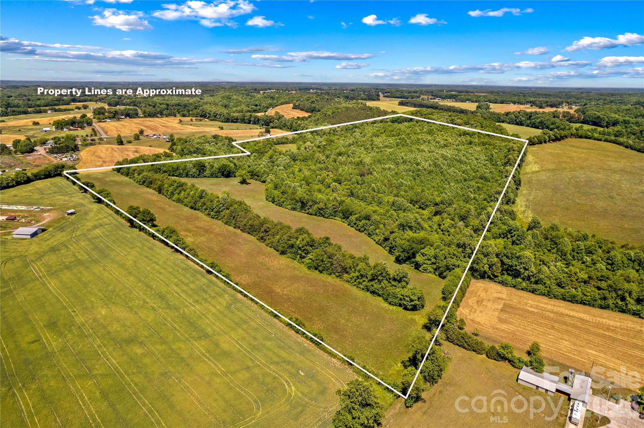 155 Evening Star Drive, Statesville, photo 2 of 8