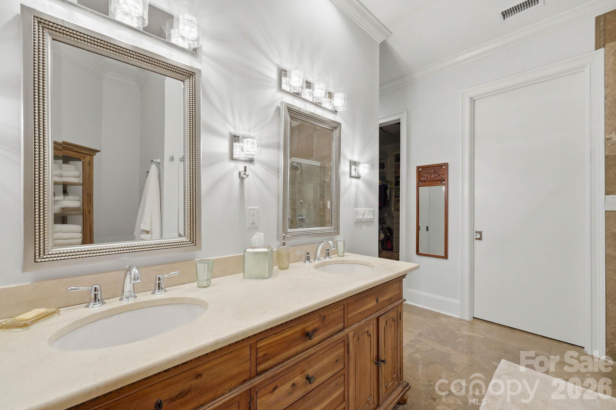 229 N Church Street #403, Charlotte, photo 7 of 8