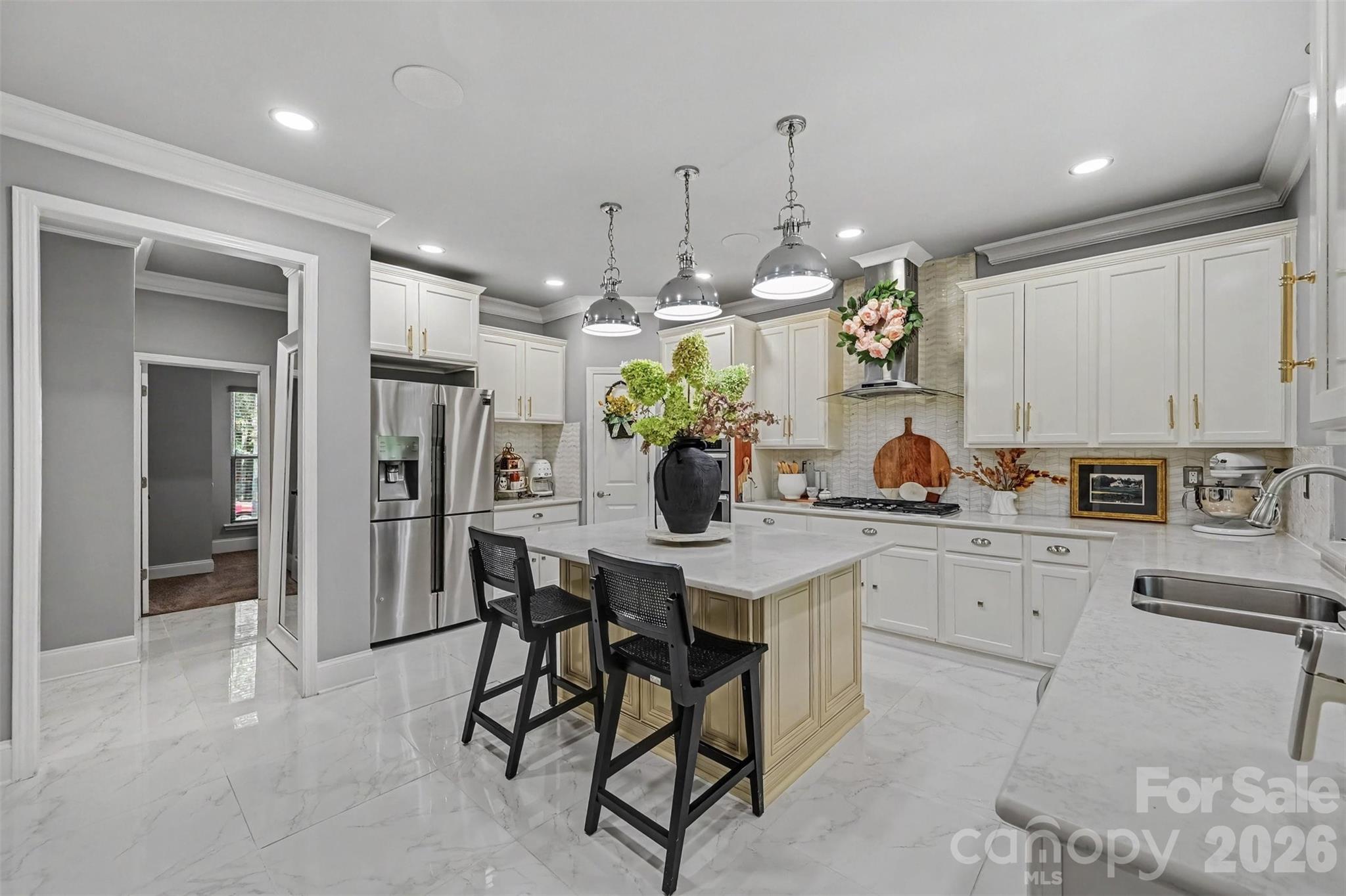 14832 Brighton Place, Charlotte, photo 2 of 8