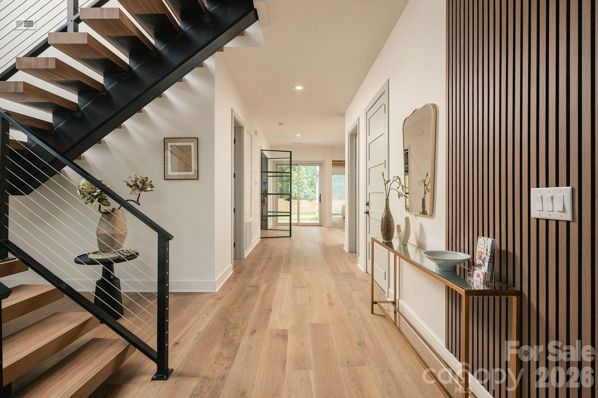 846 Belmont Avenue, Charlotte, photo 5 of 8