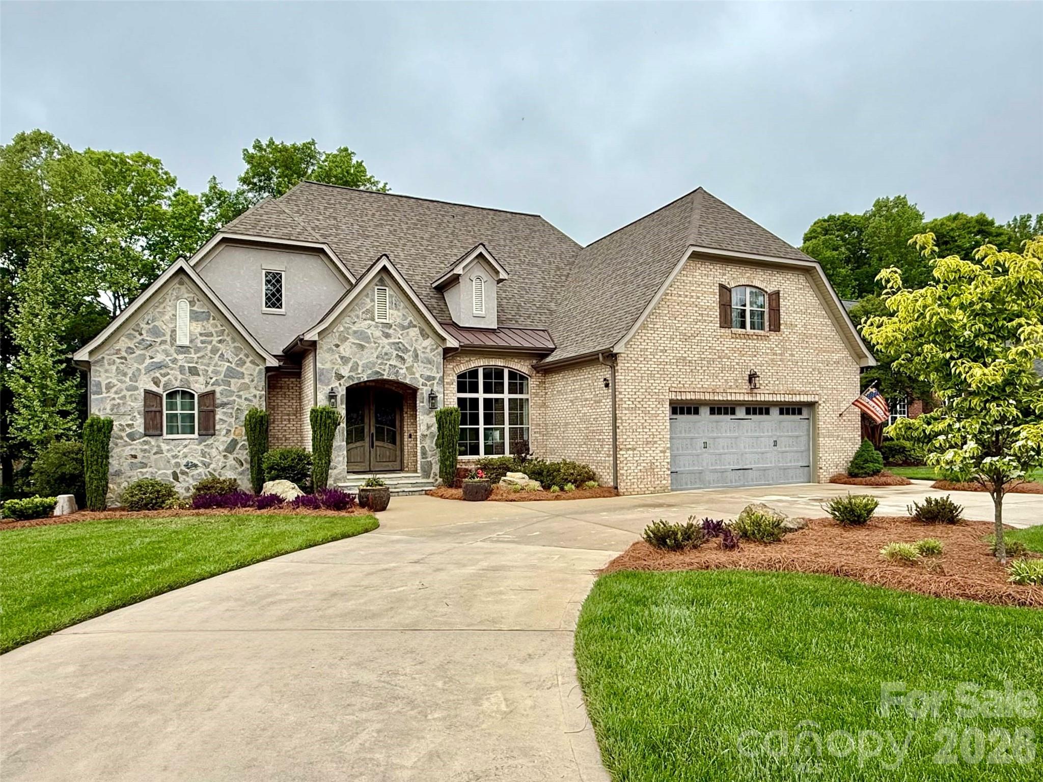 4025 Foxes Trail, Cramerton, photo 1 of 8