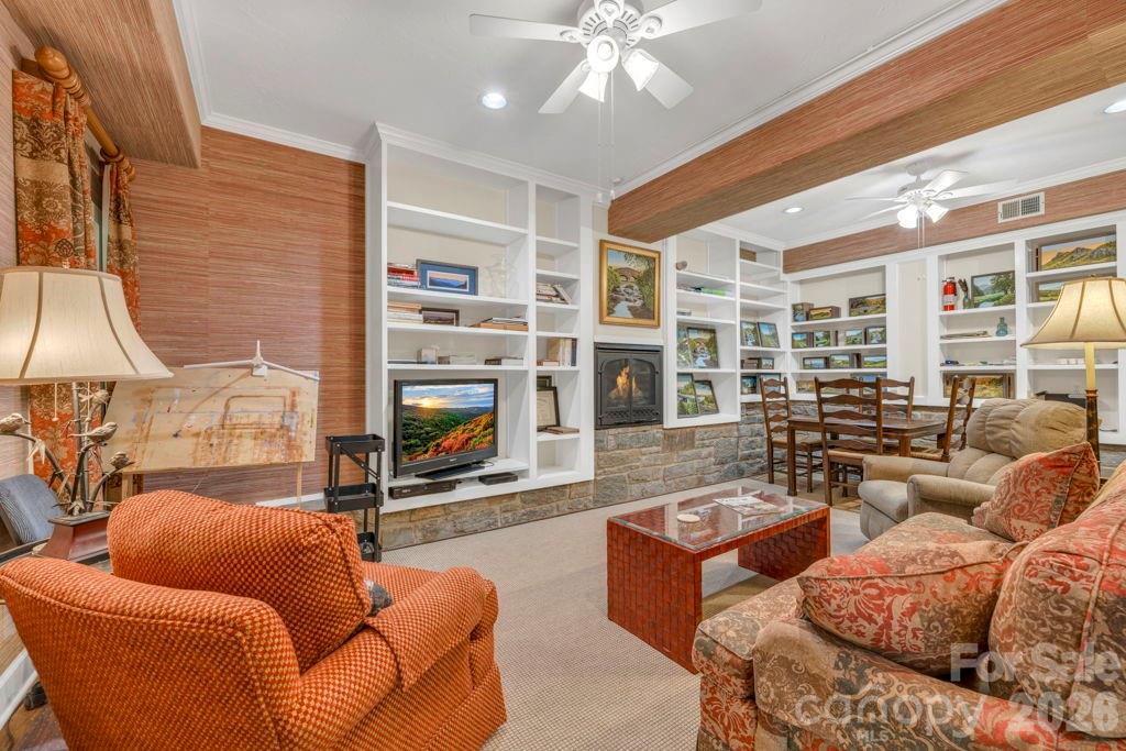 241 Wonderland Trail, Blowing Rock, photo 3 of 8