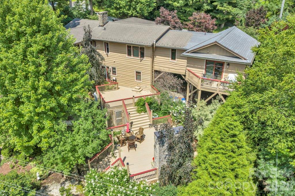 241 Wonderland Trail, Blowing Rock, photo 2 of 8