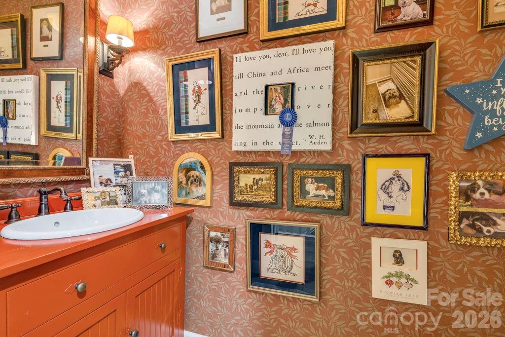 241 Wonderland Trail, Blowing Rock, photo 4 of 8