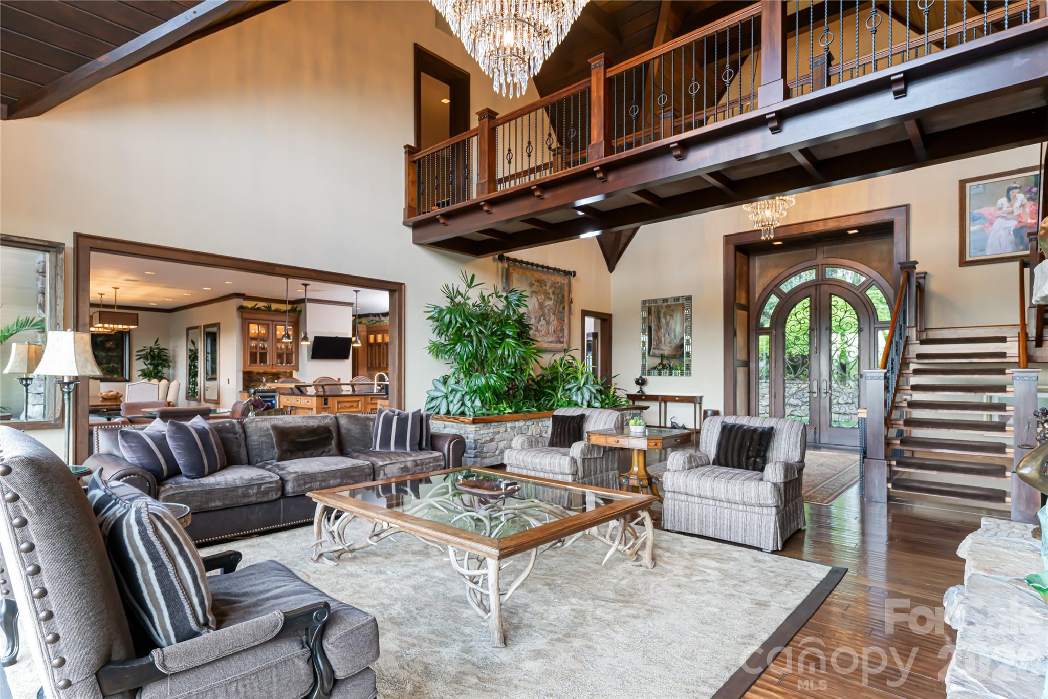 66 N Deerhaven Lane, Asheville, photo 7 of 8